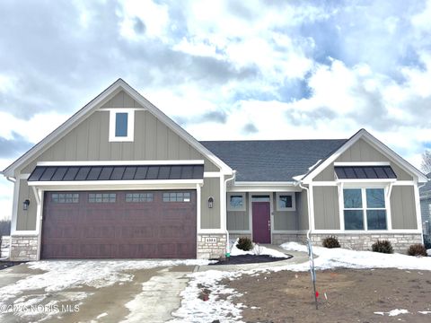 Photo of 4334 Post Office Circle, Maumee, OH 43537 (MLS # 6135113)