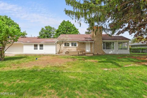 Tiny photo for 3338 Royton Road, Toledo, OH 43614 (MLS # 10007050)