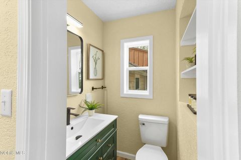Tiny photo for 3338 Royton Road, Toledo, OH 43614 (MLS # 10007050)