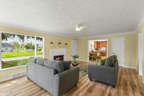 Tiny photo for 3338 Royton Road, Toledo, OH 43614 (MLS # 10007050)