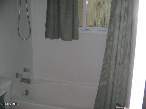 Tiny photo for 3446 146th Street, Toledo, OH 43611 (MLS # 10007776)