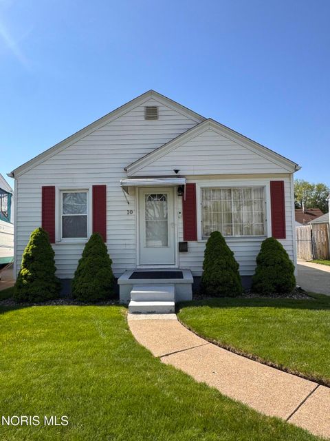 Tiny photo for 10 E Crawford Avenue, Toledo, OH 43612 (MLS # 10007228)
