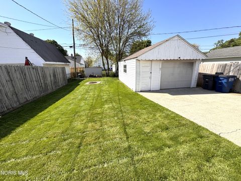 Tiny photo for 10 E Crawford Avenue, Toledo, OH 43612 (MLS # 10007228)