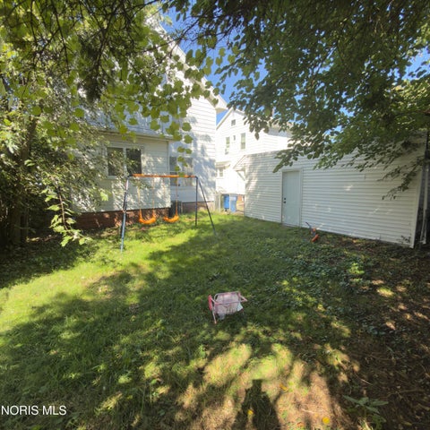 Tiny photo for 4142 Lowe Road, Toledo, OH 43612 (MLS # 10014334)