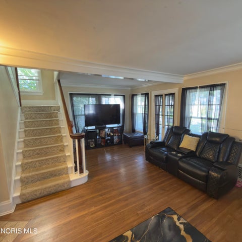 Tiny photo for 4142 Lowe Road, Toledo, OH 43612 (MLS # 10014334)
