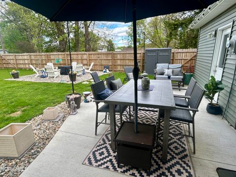 Tiny photo for 306 W Woodcox Street, Antwerp, OH 45813 (MLS # 10007109)