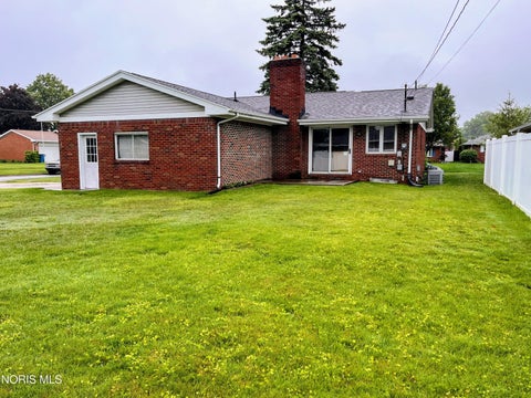 Tiny photo for 641 Holly Drive, Oregon, OH 43616 (MLS # 10008665)