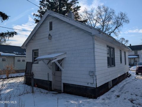 Tiny photo for 1814 Marlow Road, Toledo, OH 43613 (MLS # 10004317)