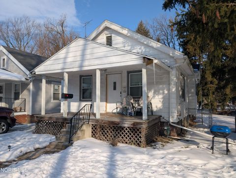 Photo of 1814 Marlow Road, Toledo, OH 43613 (MLS # 10004317)