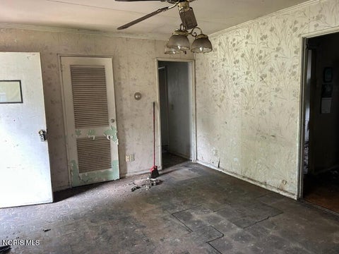 Tiny photo for 1628 Raynor Drive, Toledo, OH 43615 (MLS # 10011641)