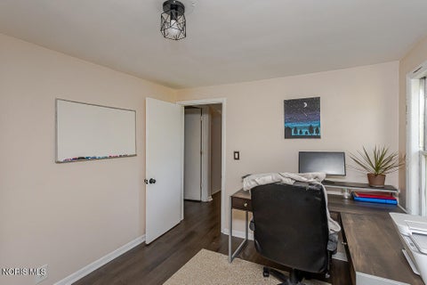 Tiny photo for 362 Dulton Drive, Toledo, OH 43615 (MLS # 10011598)