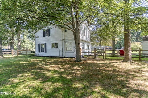 Tiny photo for 362 Dulton Drive, Toledo, OH 43615 (MLS # 10011598)