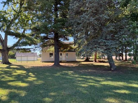 Tiny photo for 24220 County Road 196, Defiance, OH 43512 (MLS # 10000142)