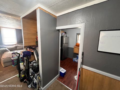 Tiny photo for 1431 N Michigan Street, Toledo, OH 43604 (MLS # 10000555)