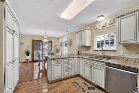 Tiny photo for 6867 Wild River Run, Holland, OH 43528 (MLS # 10006545)