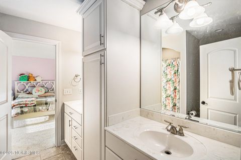 Tiny photo for 3963 Coneflower Lane, Maumee, OH 43537 (MLS # 10000716)