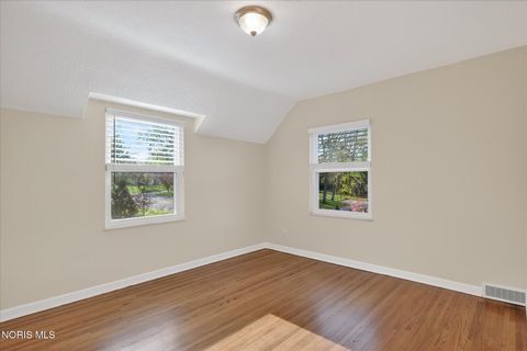 Tiny photo for 2204 Orchard Road, Ottawa Hills, OH 43606 (MLS # 10006896)