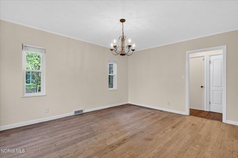 Tiny photo for 2204 Orchard Road, Ottawa Hills, OH 43606 (MLS # 10006896)