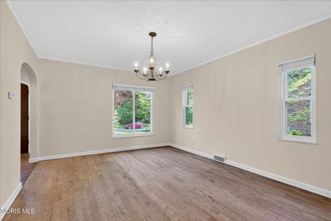 Tiny photo for 2204 Orchard Road, Ottawa Hills, OH 43606 (MLS # 10006896)