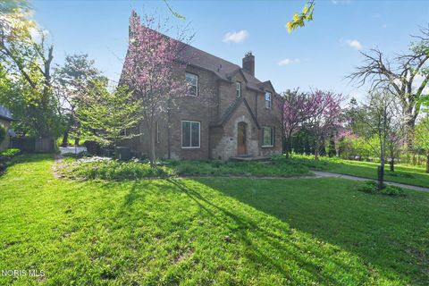 Tiny photo for 2204 Orchard Road, Ottawa Hills, OH 43606 (MLS # 10006896)