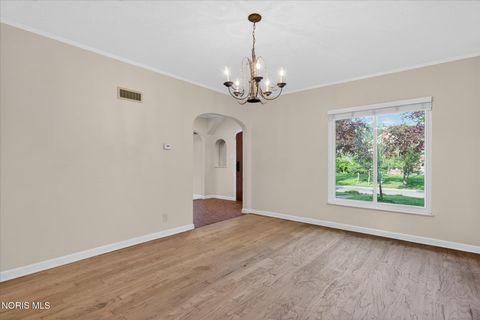 Tiny photo for 2204 Orchard Road, Ottawa Hills, OH 43606 (MLS # 10006896)