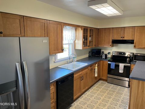 Tiny photo for 722 Mayfair Boulevard, Toledo, OH 43612 (MLS # 10005094)