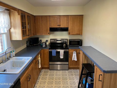 Tiny photo for 722 Mayfair Boulevard, Toledo, OH 43612 (MLS # 10005094)