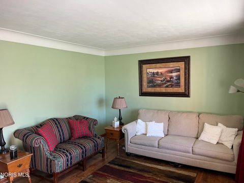 Tiny photo for 722 Mayfair Boulevard, Toledo, OH 43612 (MLS # 10005094)