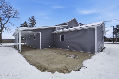 Tiny photo for 2014 W Sandusky Street, Findlay, OH 45840 (MLS # 10002012)