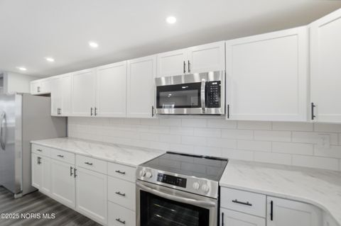 Tiny photo for 2014 W Sandusky Street, Findlay, OH 45840 (MLS # 10002012)