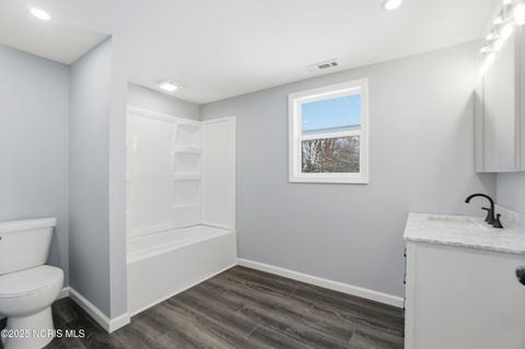 Tiny photo for 2014 W Sandusky Street, Findlay, OH 45840 (MLS # 10002012)