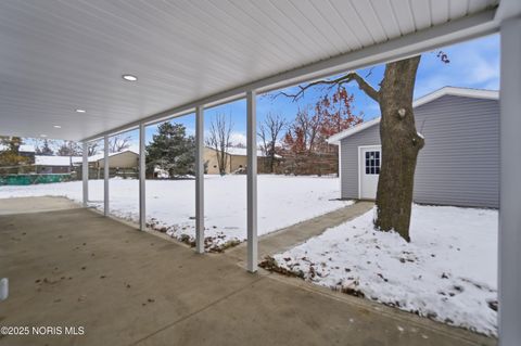 Tiny photo for 2014 W Sandusky Street, Findlay, OH 45840 (MLS # 10002012)