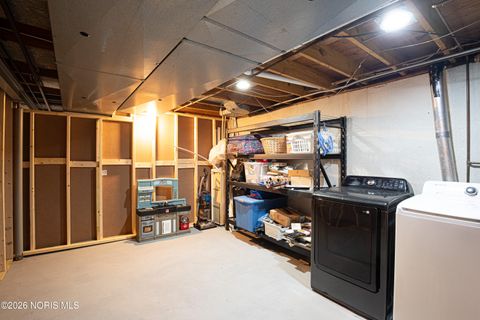 Tiny photo for 7638 Grenlock Drive, Sylvania, OH 43560 (MLS # 10003086)