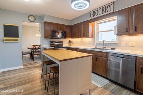 Tiny photo for 7638 Grenlock Drive, Sylvania, OH 43560 (MLS # 10003086)