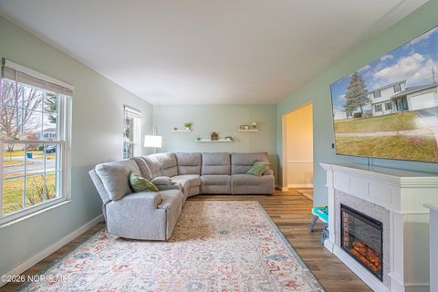 Tiny photo for 7638 Grenlock Drive, Sylvania, OH 43560 (MLS # 10003086)