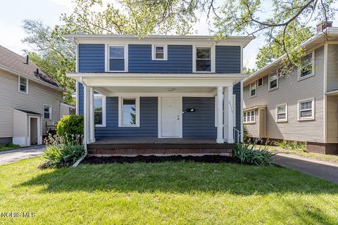 Tiny photo for 2119 Evansdale Avenue, Toledo, OH 43607 (MLS # 10008470)
