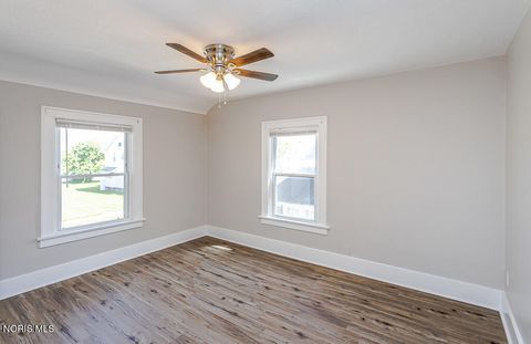 Tiny photo for 2119 Evansdale Avenue, Toledo, OH 43607 (MLS # 10008470)