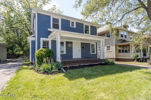 Tiny photo for 2119 Evansdale Avenue, Toledo, OH 43607 (MLS # 10008470)