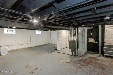 Tiny photo for 2119 Evansdale Avenue, Toledo, OH 43607 (MLS # 10008470)