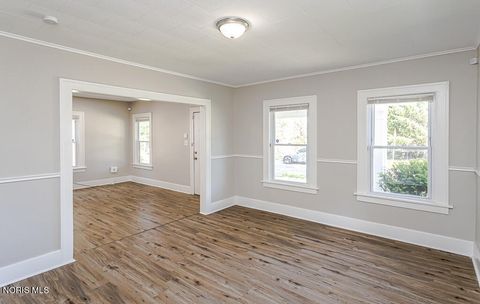 Tiny photo for 2119 Evansdale Avenue, Toledo, OH 43607 (MLS # 10008470)