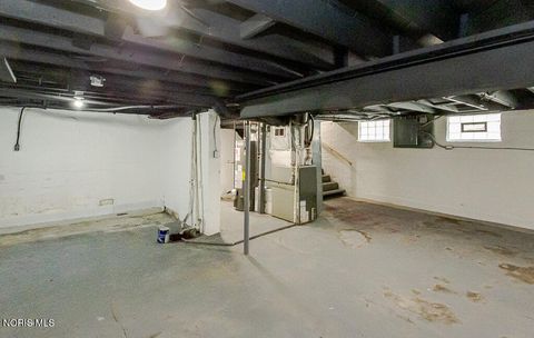Tiny photo for 2119 Evansdale Avenue, Toledo, OH 43607 (MLS # 10008470)