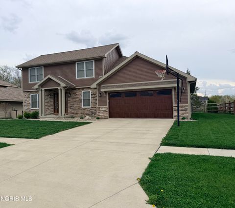 Photo of 947 Heather Court, Bowling Green, OH 43402 (MLS # 10006338)