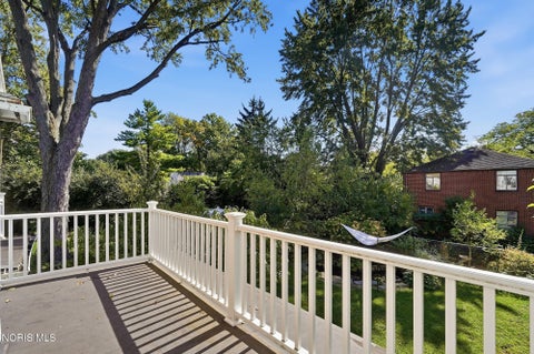 Tiny photo for 2540 Secor Road, Toledo, OH 43606 (MLS # 10014114)