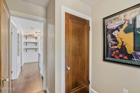 Tiny photo for 2540 Secor Road, Toledo, OH 43606 (MLS # 10014114)