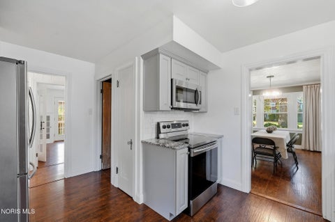 Tiny photo for 2540 Secor Road, Toledo, OH 43606 (MLS # 10014114)