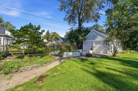 Tiny photo for 2540 Secor Road, Toledo, OH 43606 (MLS # 10014114)