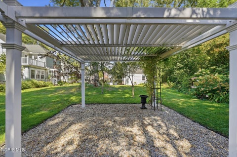 Tiny photo for 2540 Secor Road, Toledo, OH 43606 (MLS # 10014114)
