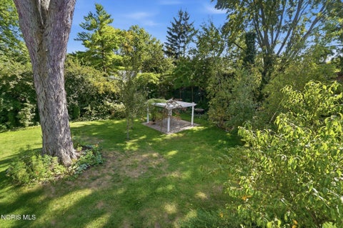 Tiny photo for 2540 Secor Road, Toledo, OH 43606 (MLS # 10014114)