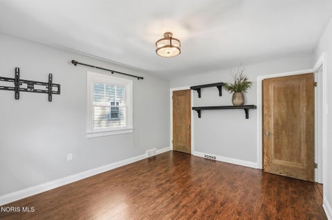 Tiny photo for 2540 Secor Road, Toledo, OH 43606 (MLS # 10014114)
