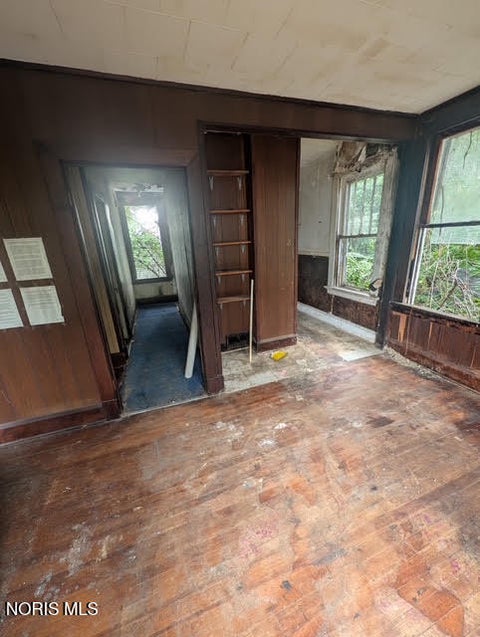 Tiny photo for 612 Forsythe Street, Toledo, OH 43605 (MLS # 10013312)